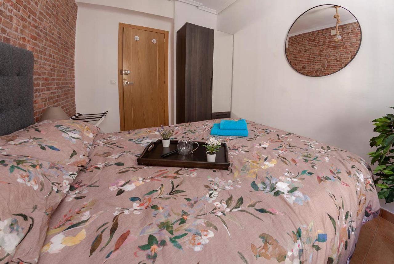 Luxury Artistic Digital Nomad 2 Bedroom W/Terrace Valencia Eksteriør bilde